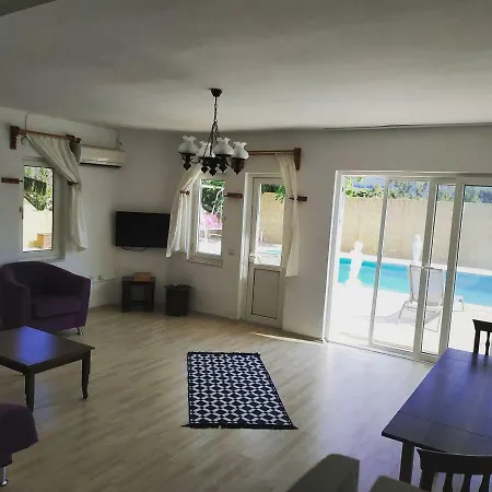 Aparthotel Samsara Evleri